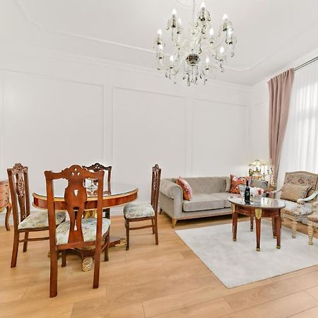 Luxury Class Apartment - 1St Floor, Large Apartment, Downtown, Newly Renovated, Fast Wifi, 4X Air Conditioning Zagreb Exteriör bild