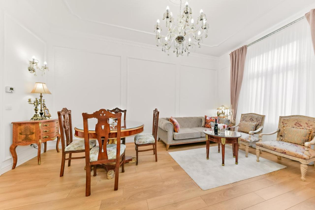Luxury Class Apartment - 1St Floor, Large Apartment, Downtown, Newly Renovated, Fast Wifi, 4X Air Conditioning Zagreb Exteriör bild
