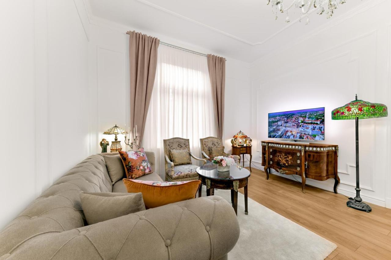 Luxury Class Apartment - 1St Floor, Large Apartment, Downtown, Newly Renovated, Fast Wifi, 4X Air Conditioning Zagreb Exteriör bild