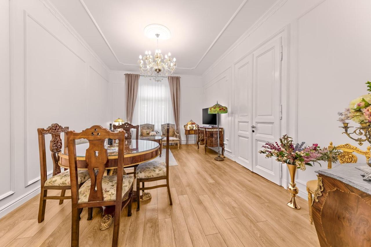 Luxury Class Apartment - 1St Floor, Large Apartment, Downtown, Newly Renovated, Fast Wifi, 4X Air Conditioning Zagreb Exteriör bild