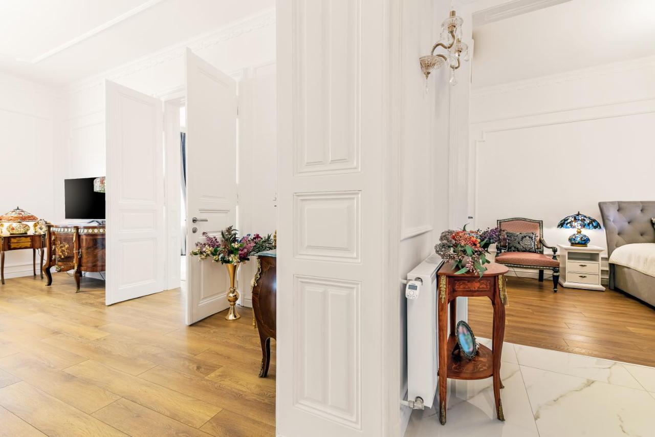 Luxury Class Apartment - 1St Floor, Large Apartment, Downtown, Newly Renovated, Fast Wifi, 4X Air Conditioning Zagreb Exteriör bild